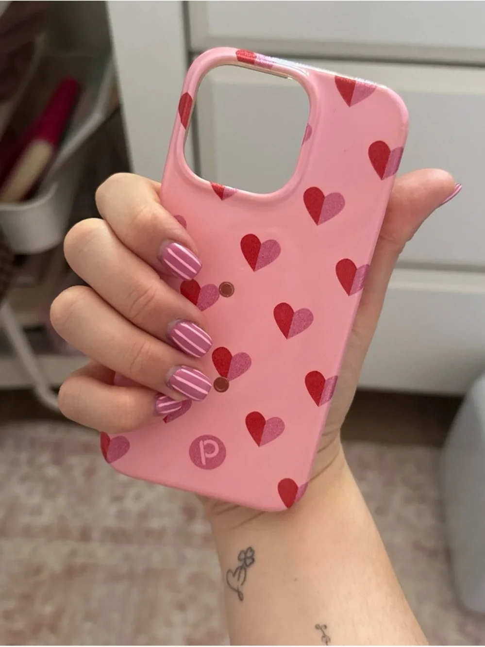 Pink Heart Pattern Phone Case - Pink